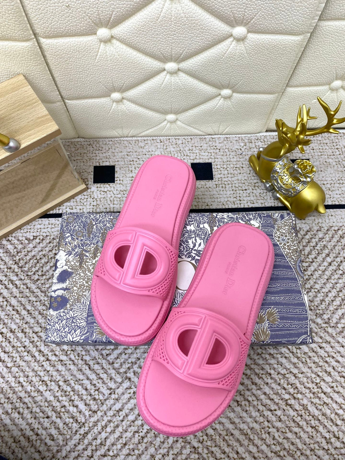 DIOR FLAT SLIDES 25S IN PINK TPU
