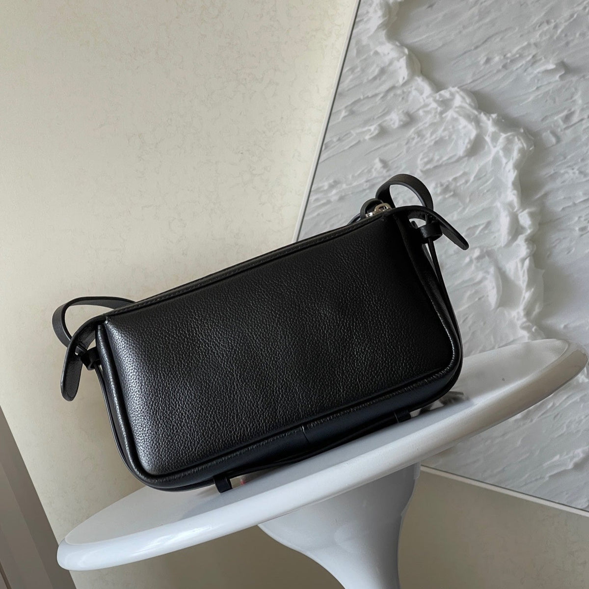 SIMPLY MINI 22 IN BLACK GRAINED CALFSKIN