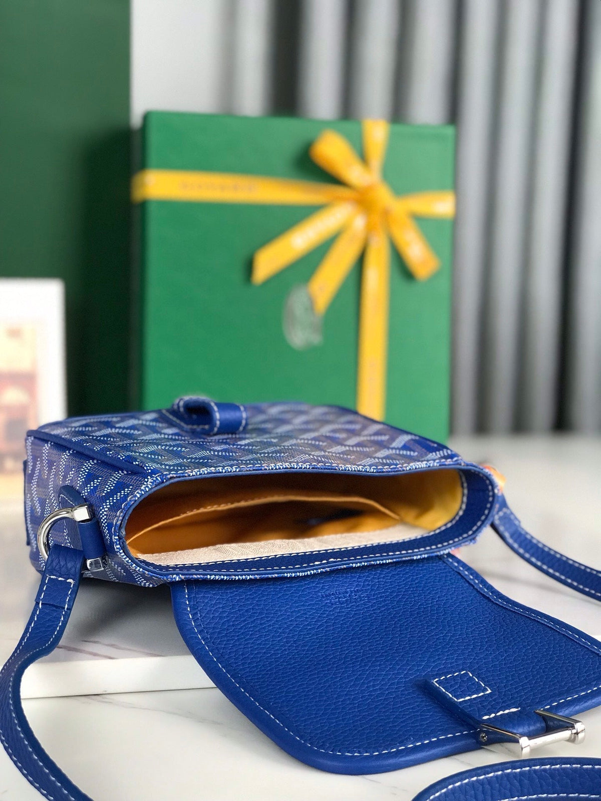 GRAND BLEU 16 IN SAPPHIRE BLUE GOYARDINE CANVAS AND LAMBSKIN
