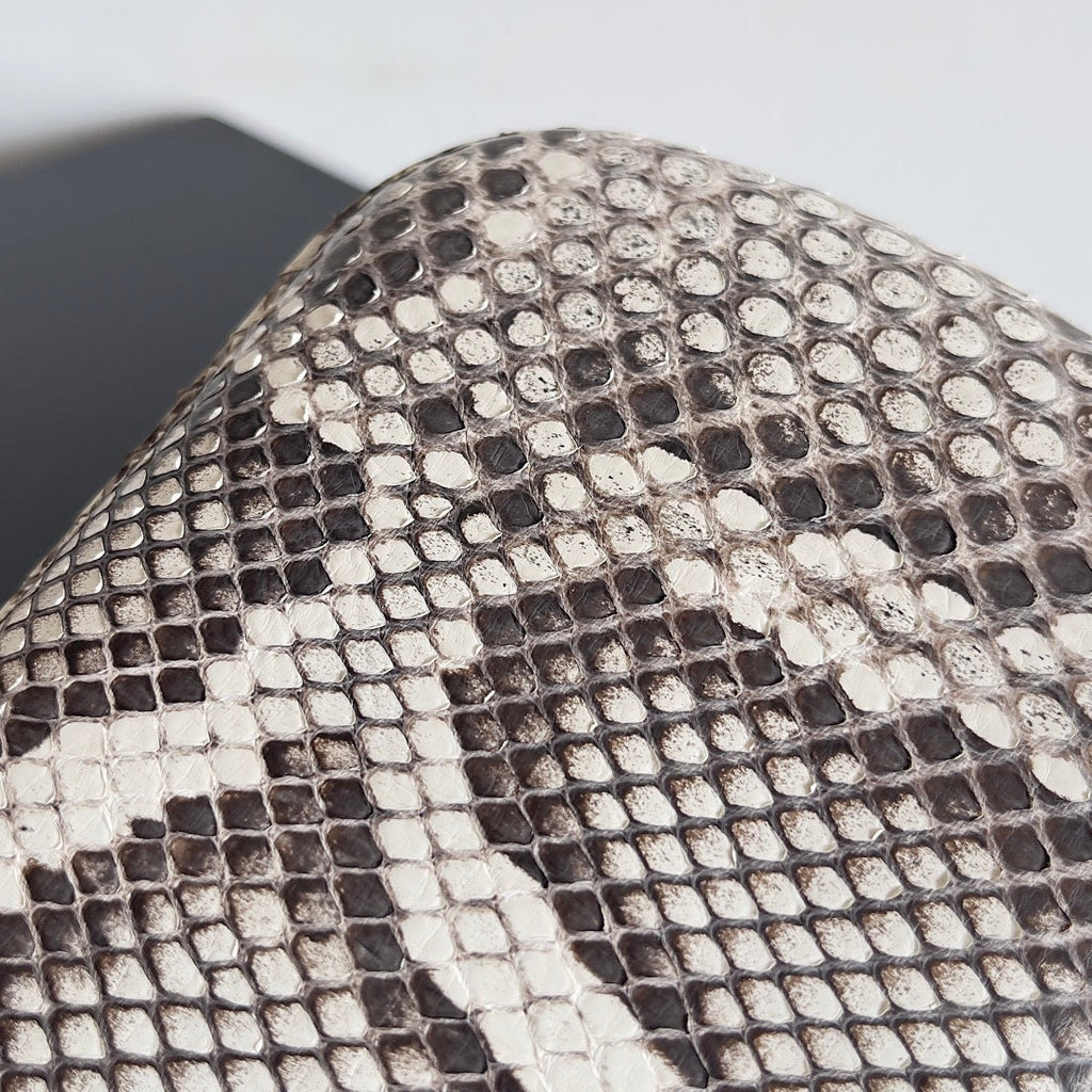 KNOT CHAIN CLUTCH 20.5 IN SNAKE PATTERN CALFSKIN