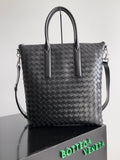 BOTTEGA VENETA 25S ANDIAMO LARGE INTRECCIATO 39 IN BLACK CALFSKIN