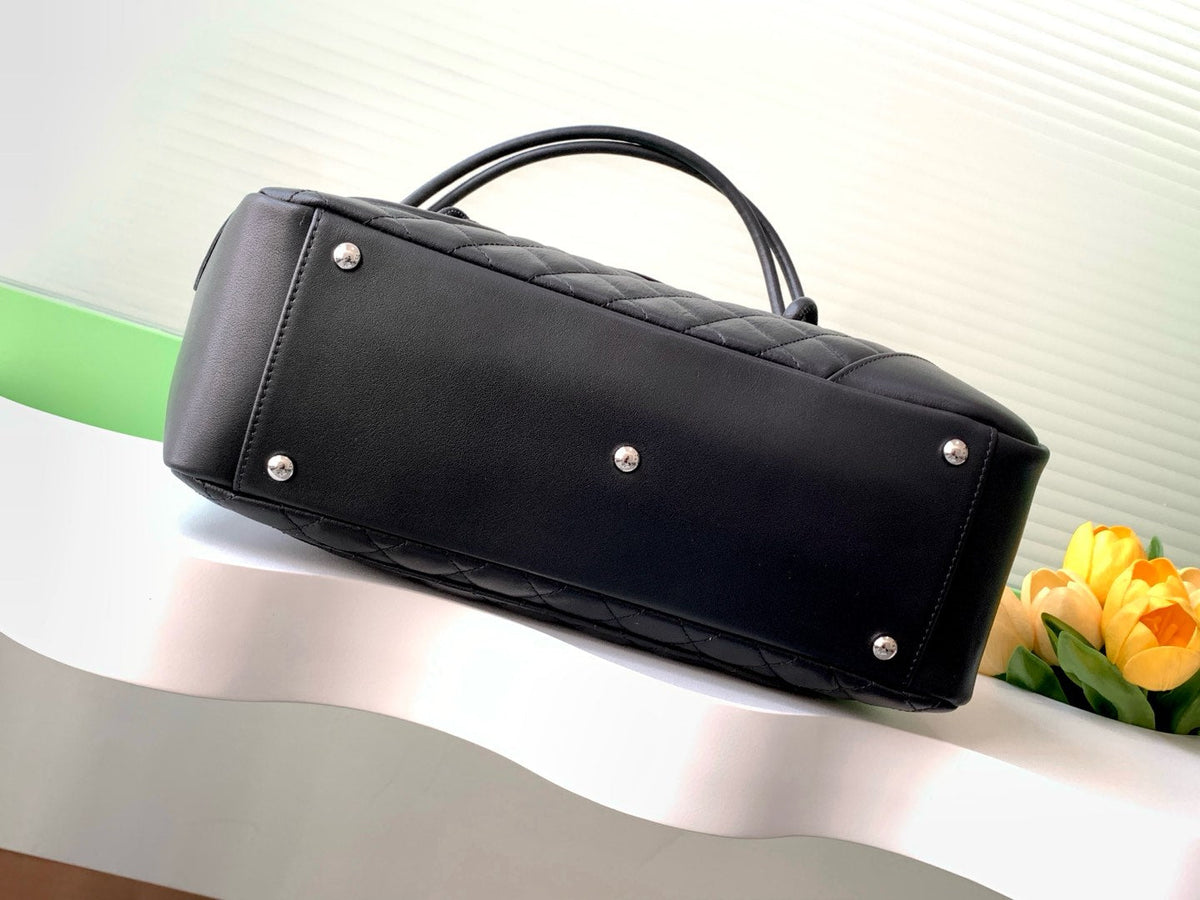 CHANEL CAMBON LARGE FLAP 25S 33 CM IN BLACK CALFSKIN WITH LOGO