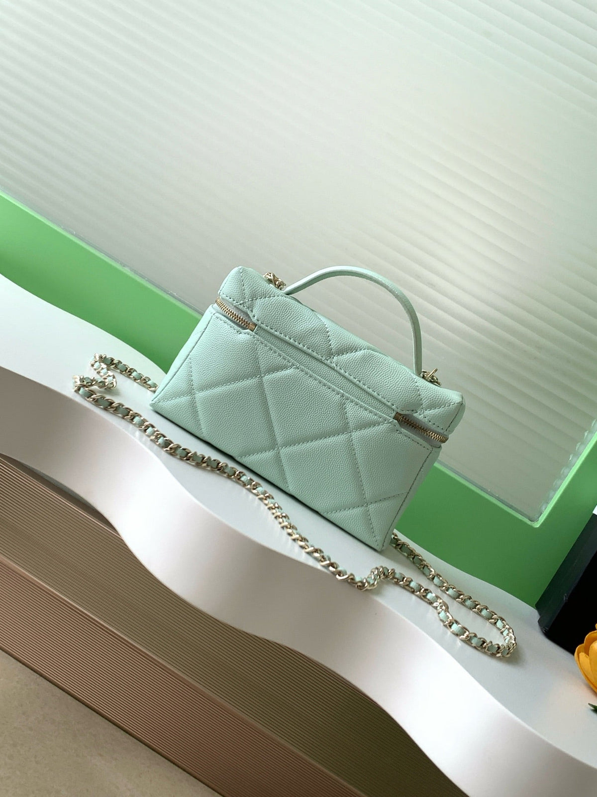 CHANEL 25S VANITY BAG 19.5 CM IN MINT GREEN LAMBSKIN