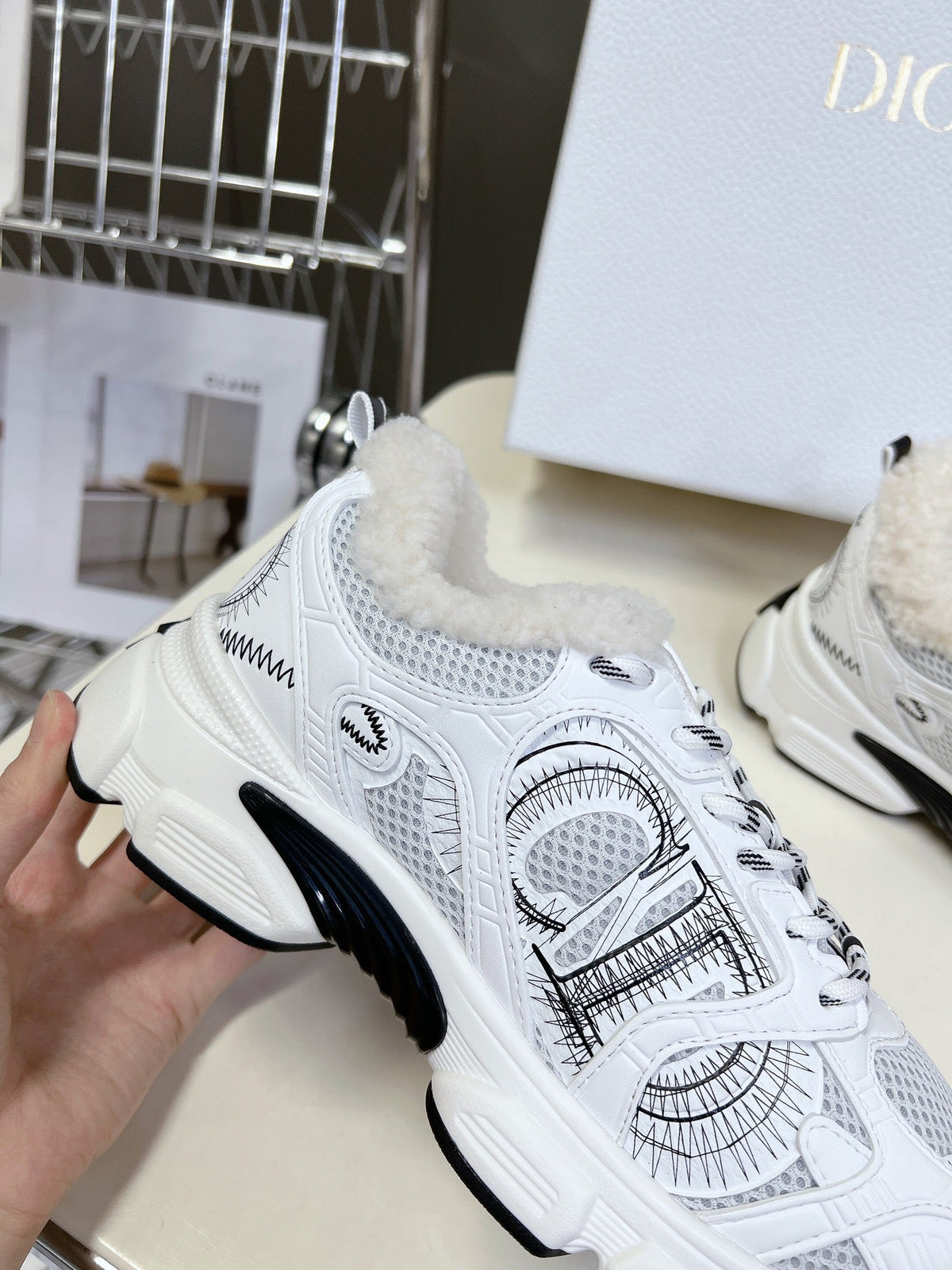 DIOR CHRONO SNEAKER 25S IN WHITE LAMBSKIN AND MESH FABRIC
