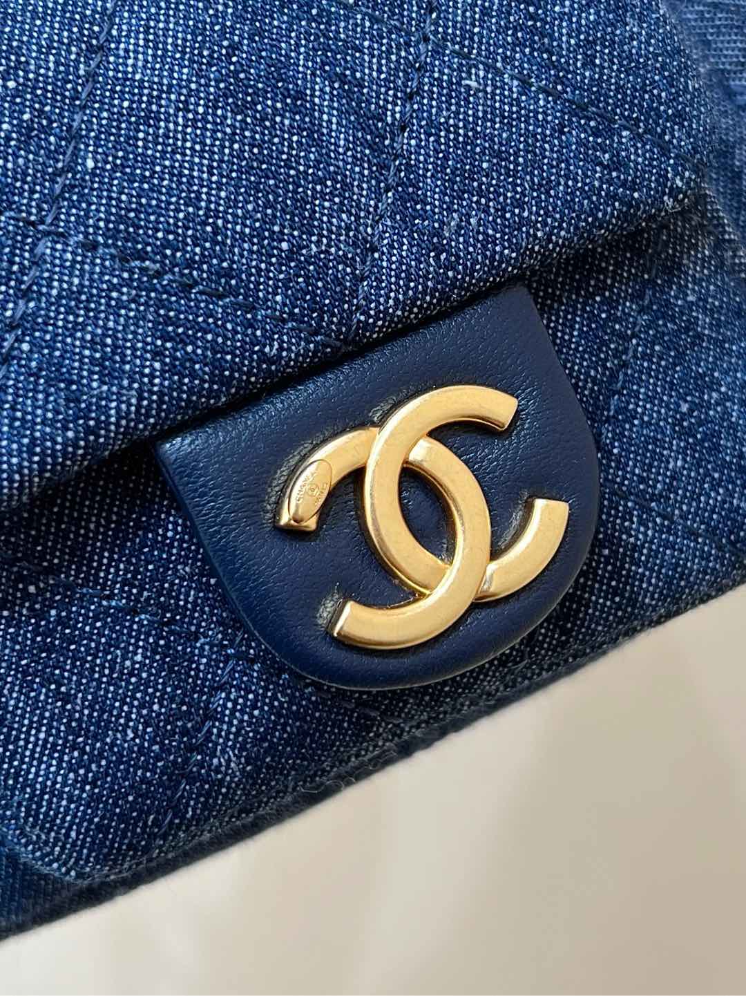 CHANEL 25S LARGE HOBO BAG 35 IN DARK BLUE DENIM GOLD HARDWARE