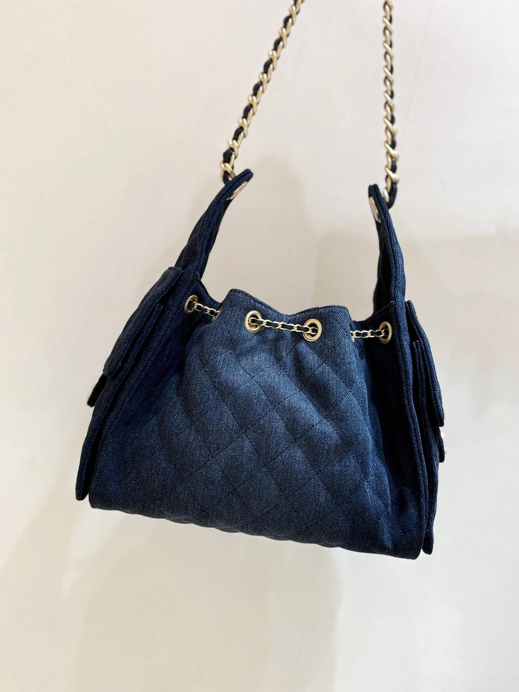 CHANEL 25 HANDBAG 30 IN DARK BLUE DENIM GOLD HARDWARE