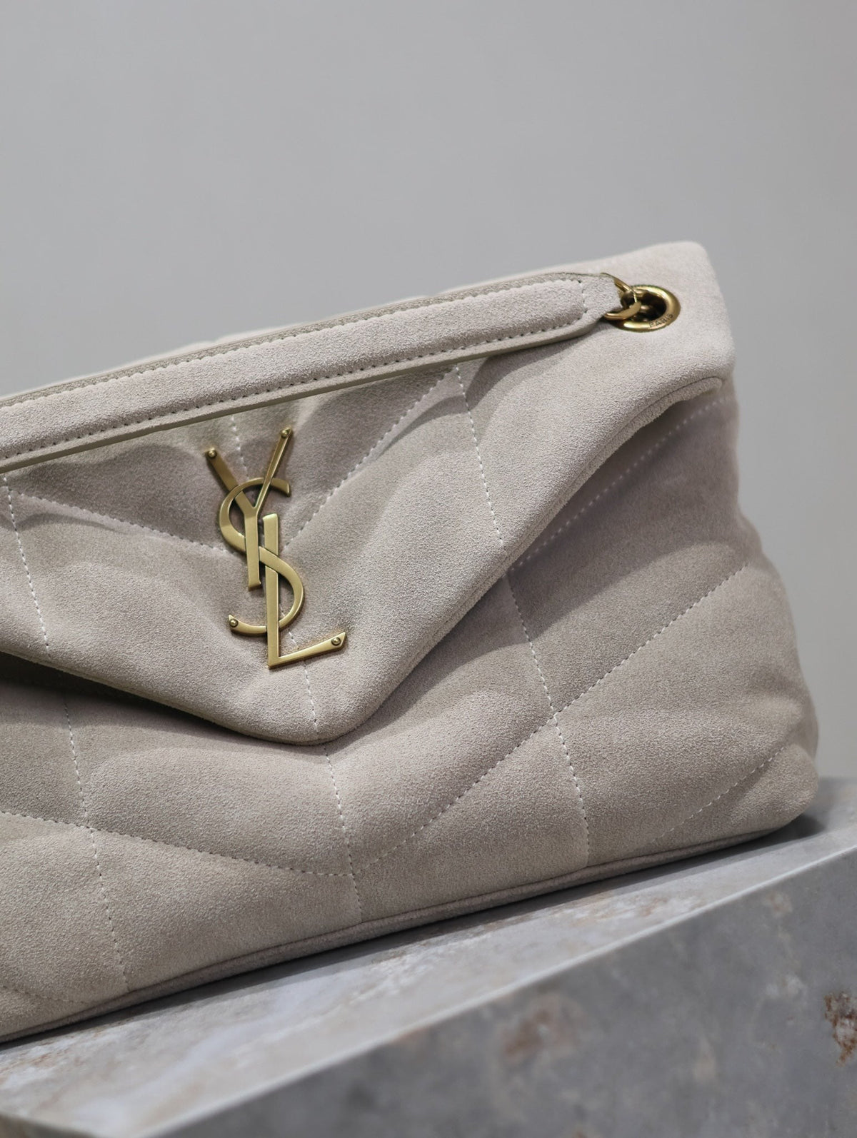 YSL 25S LOULOU PUFFER MM 29 IN SMOKEY TAUPE SUEDE GOLD HARDWARE