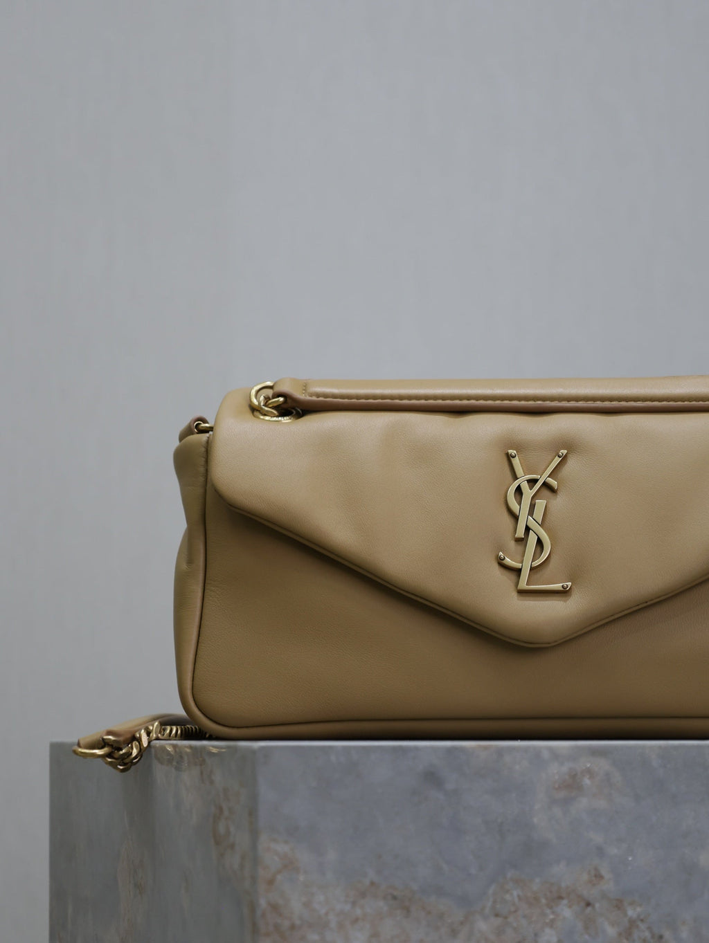 YSL 25S CALYPSO HANDBAG 26 IN LIGHT BROWN LAMBSKIN GOLD HARDWARE