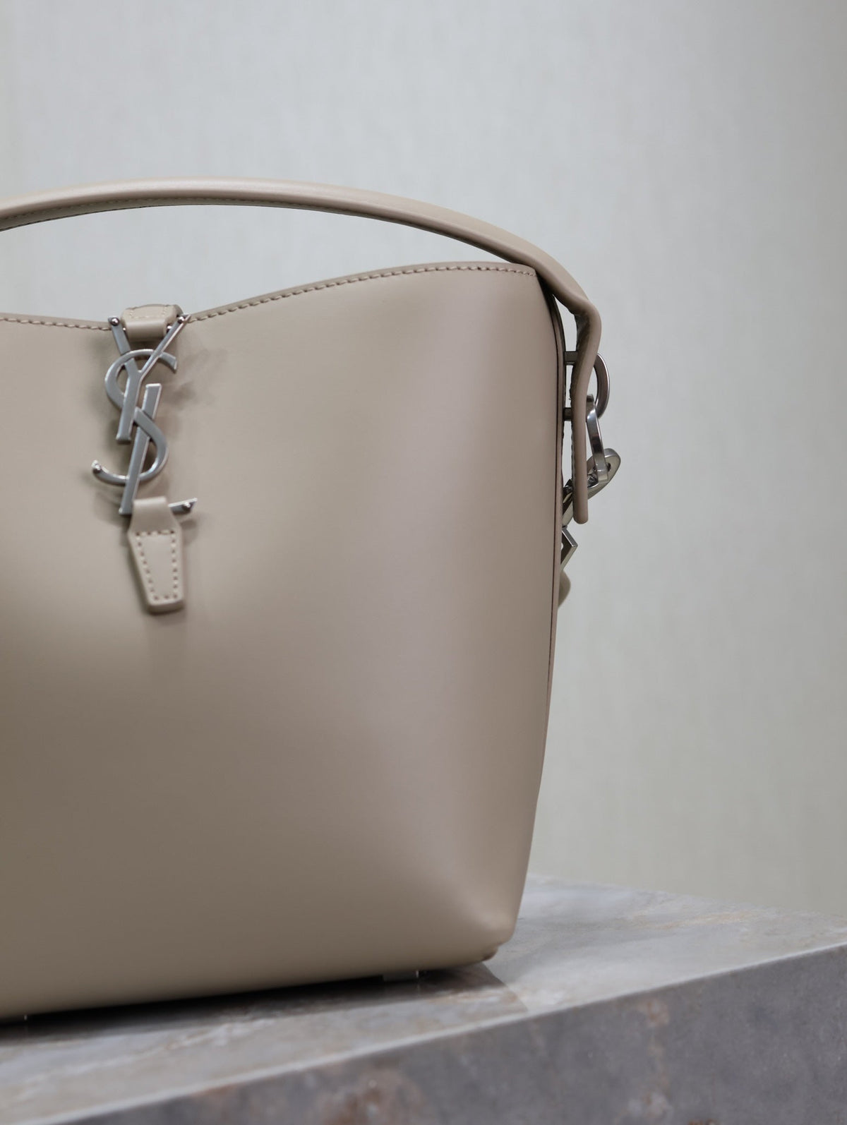 YSL 25S LE 37 BAG 20 IN DUSTY GRAY CALFSKIN SILVER HARDWRE