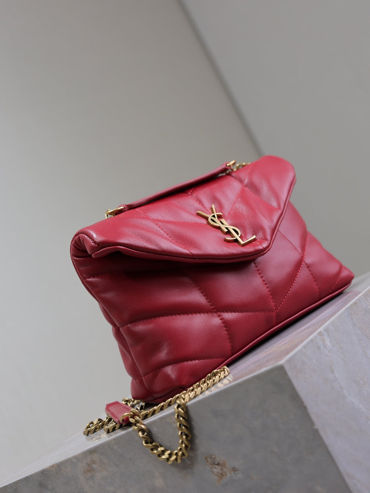 PUFFER TOY 23 IN RED LAMBSKIN GOLD HARDWARE