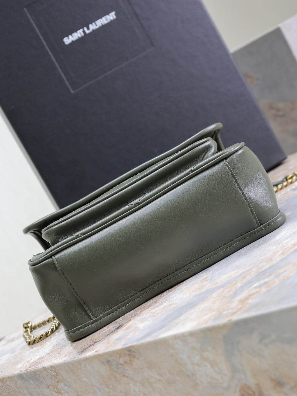 NIKI BABY 22 IN UNIFORM GREEN LAMBSKIN GOLD CHAIN