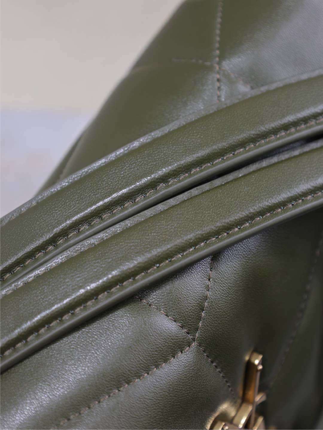 YSL 25S LOULOU PUFFER GM 35 IN DARK OLIVE CALFSKIN GOLD HARDWRE