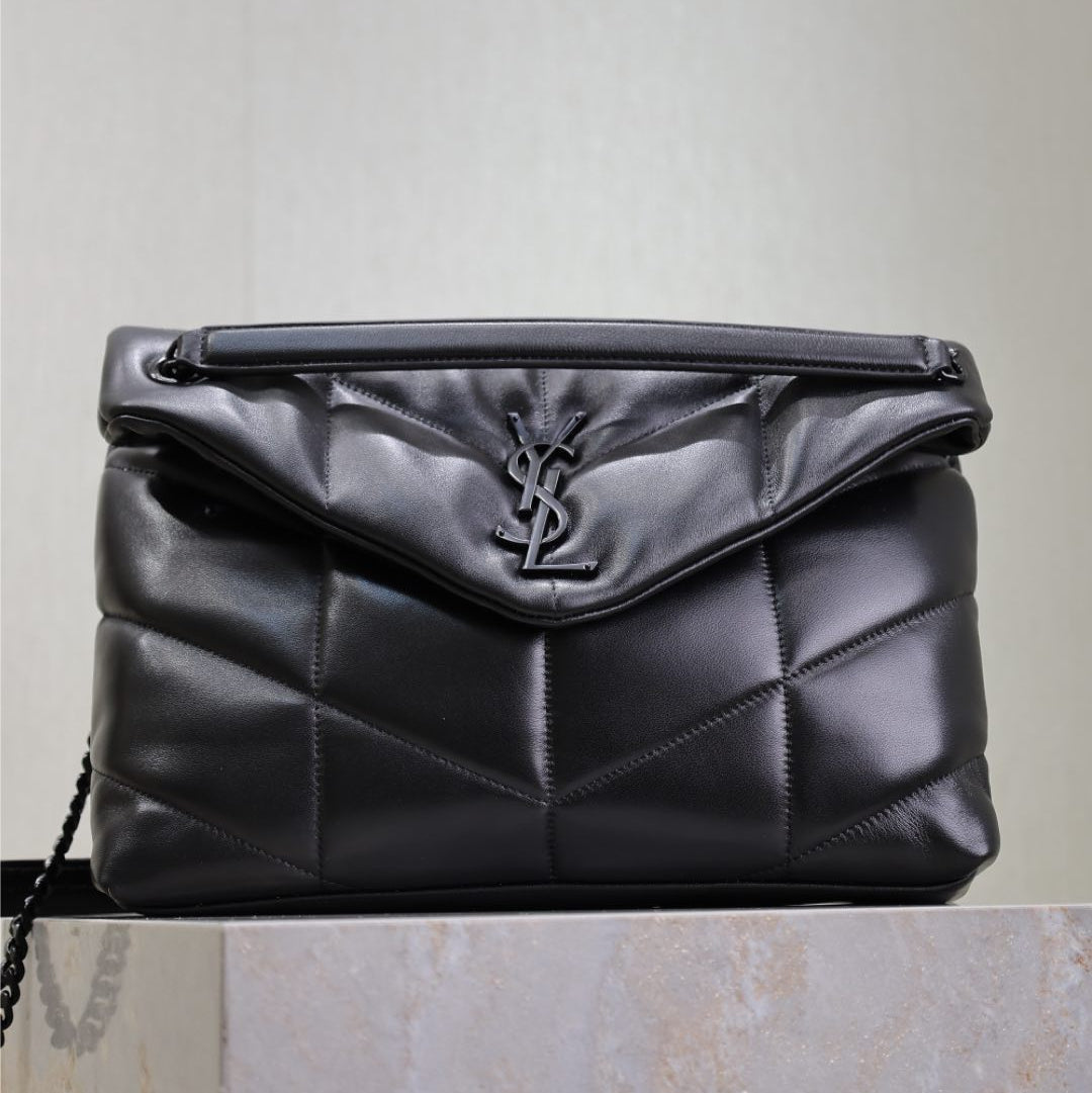 YSL 25S LOULOU PUFFER GM 35 IN BLACK CALFSKIN BLACK HARDWRE
