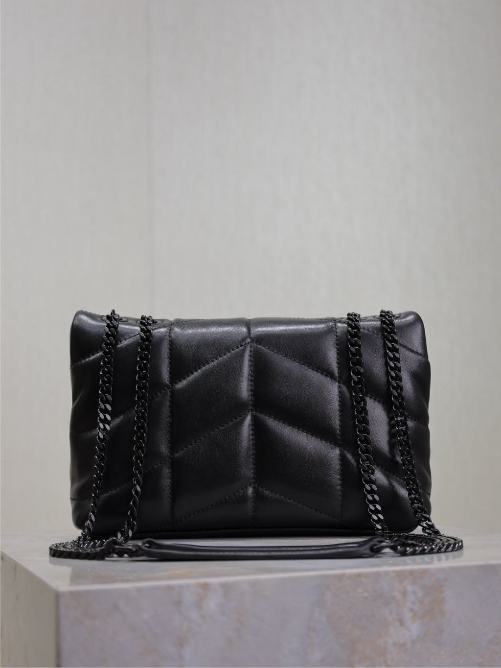 YSL 25S LOULOU PUFFER MINI 23 IN BLACK CALFSKIN BLACK HARDWARE
